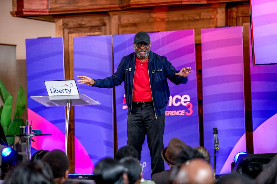 Dr Sola Fola-Alade speaking at Influence 3